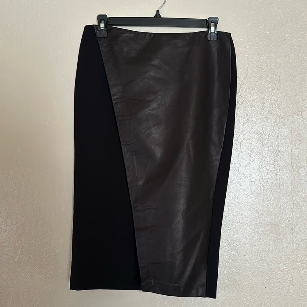 ALICE + OLIVIA Venty Crossover Leather Pencil Skirt